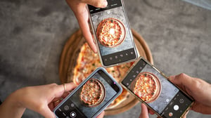 Foodservice Brands Must Walk a Tightrope Between Physical & Digital Experience